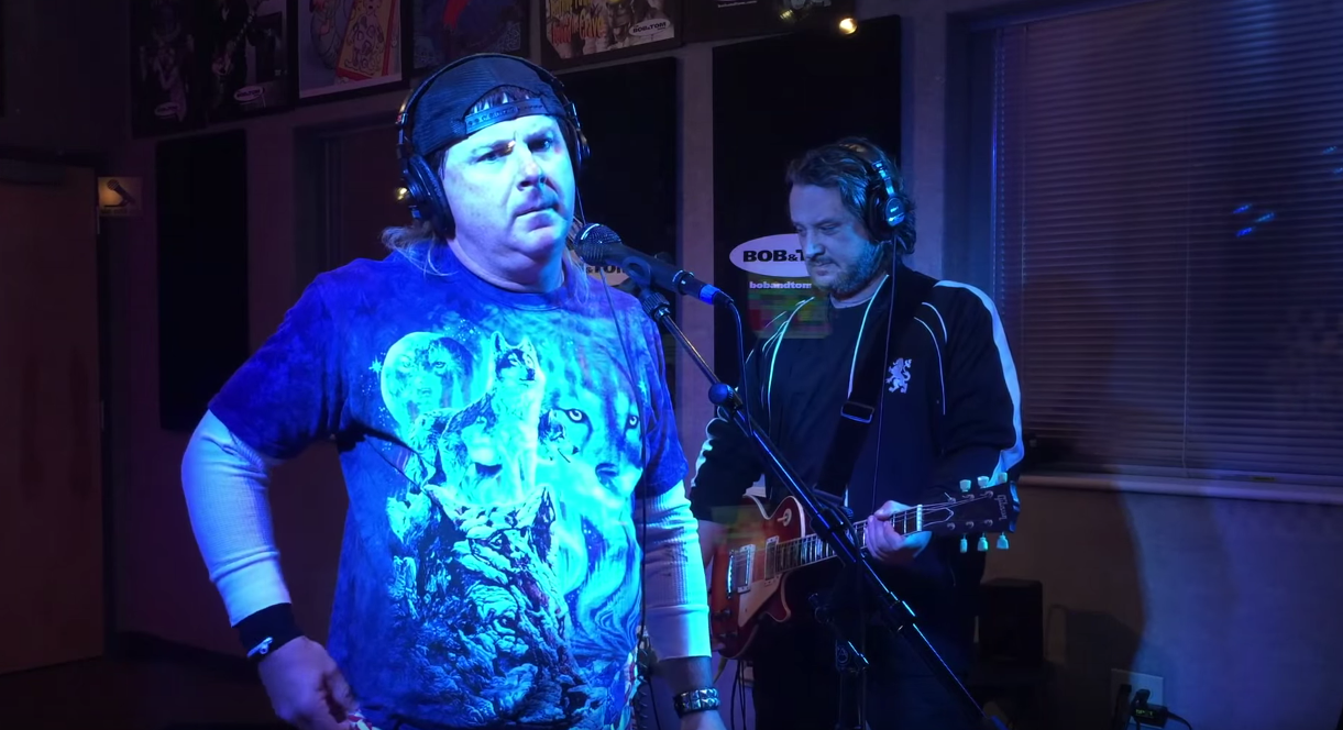 Donnie baker and the pork pistols let me put the tip in the bob