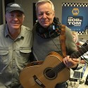 Best of 2016: Guitarist Tommy Emmanuel Plays Live in Studio